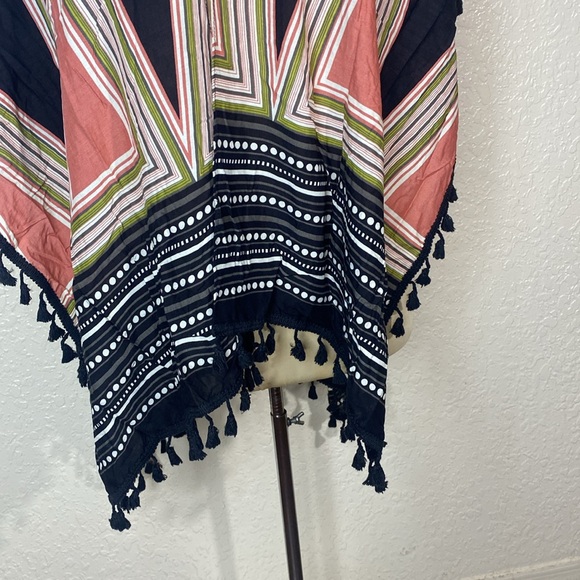 Karma poncho - Picture 3 of 9